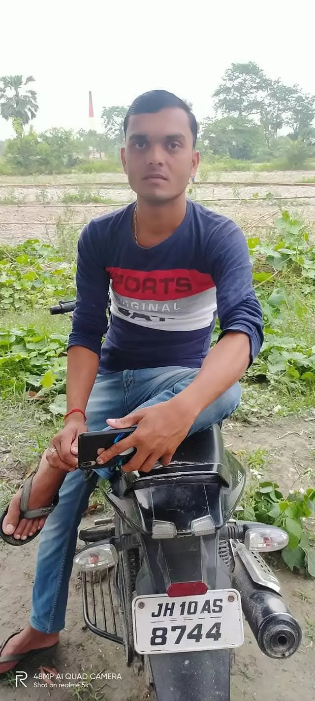 पटेल नगर में फैक्ट्री श्रमिक ने फांसी लगाकर की आत्महत्या पटेल नगर में फैक्ट्री श्रमिक ने फांसी लगाकर की आत्महत्या