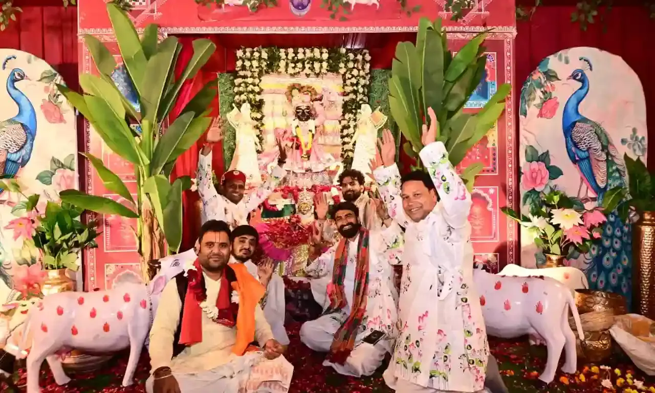 सिद्धबली हनुमान मंदिर में उमड़ी श्रद्धालुओं की भारी भीड़