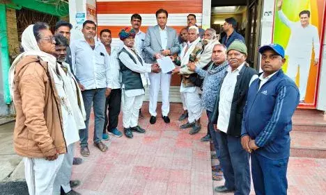 भील समाज ने राणा पूंजा की प्रतिमा स्थापना पर विधायक कृपलानी को किया सम्मानित