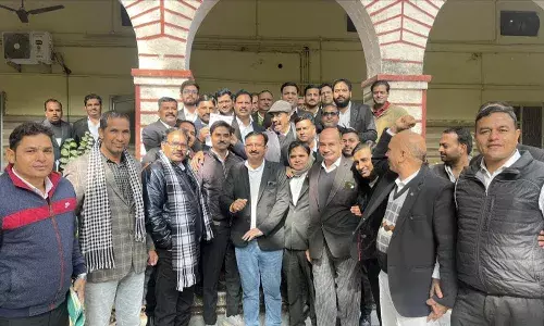 प्रस्तावित सांध्यकालीन न्यायालय संचालन का किया विरोध