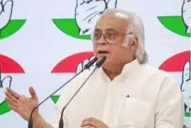 जयराम रमेश ने ट्रंप के बयान पर मोदी सरकार पर साधा तंज: जबरन गले लगना और तारीफ नहीं आई काम जयराम रमेश ने ट्रंप के बयान पर मोदी सरकार पर साधा तंज: जबरन गले लगना और तारीफ नहीं आई काम