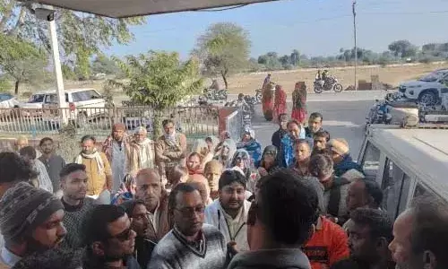 आसींद में मोबाइल टावर प्रस्ताव पर स्थानीय लोगों का विरोध