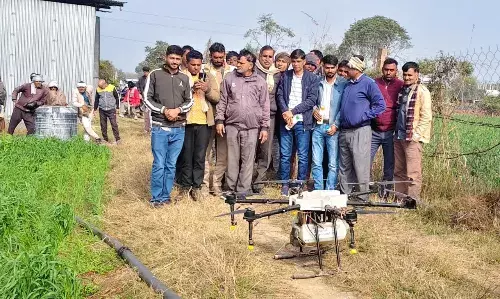 नैनो उर्वरक उपयोग महाअभियान किसान सभा में किसानों की जानकारी दी