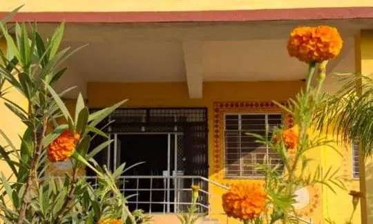 उपरेड़ा पीएचसी में 108 एंबुलेंस नहीं, मरीजों को 40 किलोमीटर दूर ले जाने की मजबूरी