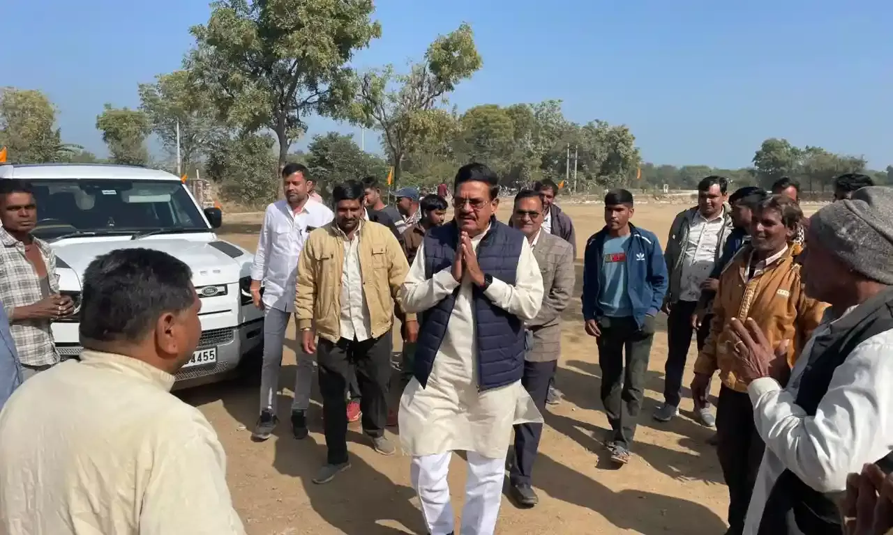 धाकड़ समाज की टी 20 क्रिकेट प्रतियोगिता में दिखा खेलों का जोश