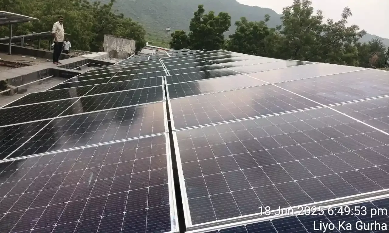 जिले में हरित ऊर्जा को बढ़ावा दे रहे राजकीय कार्यालय, लाखों रुपयों की हो रही बचत