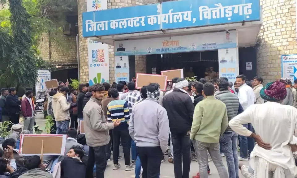 गंगरार क्षेत्र में चारागाह भूमि पर अवैध खनन, ग्रामीणों ने दी आंदोलन की चेतावनी