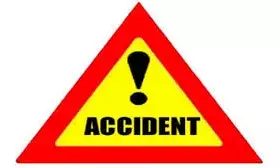 जयपुर में दिल दहला देने वाला हादसा, डंपर ने कार को 2 किमी तक घसीटा, परिवार बाल बाल बचा