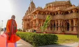 विनाश पर आस्था की विजय की अमर गाथा, गजनवी के आक्रमण से पीएम मोदी के आधुनिक विजन तक की यात्रा