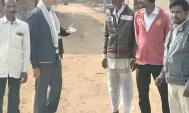 शाहपुरा वार्ड 28 में सड़क निर्माण कार्य का पाल‍िका अध्‍यक्ष ने क‍िया निरीक्षण