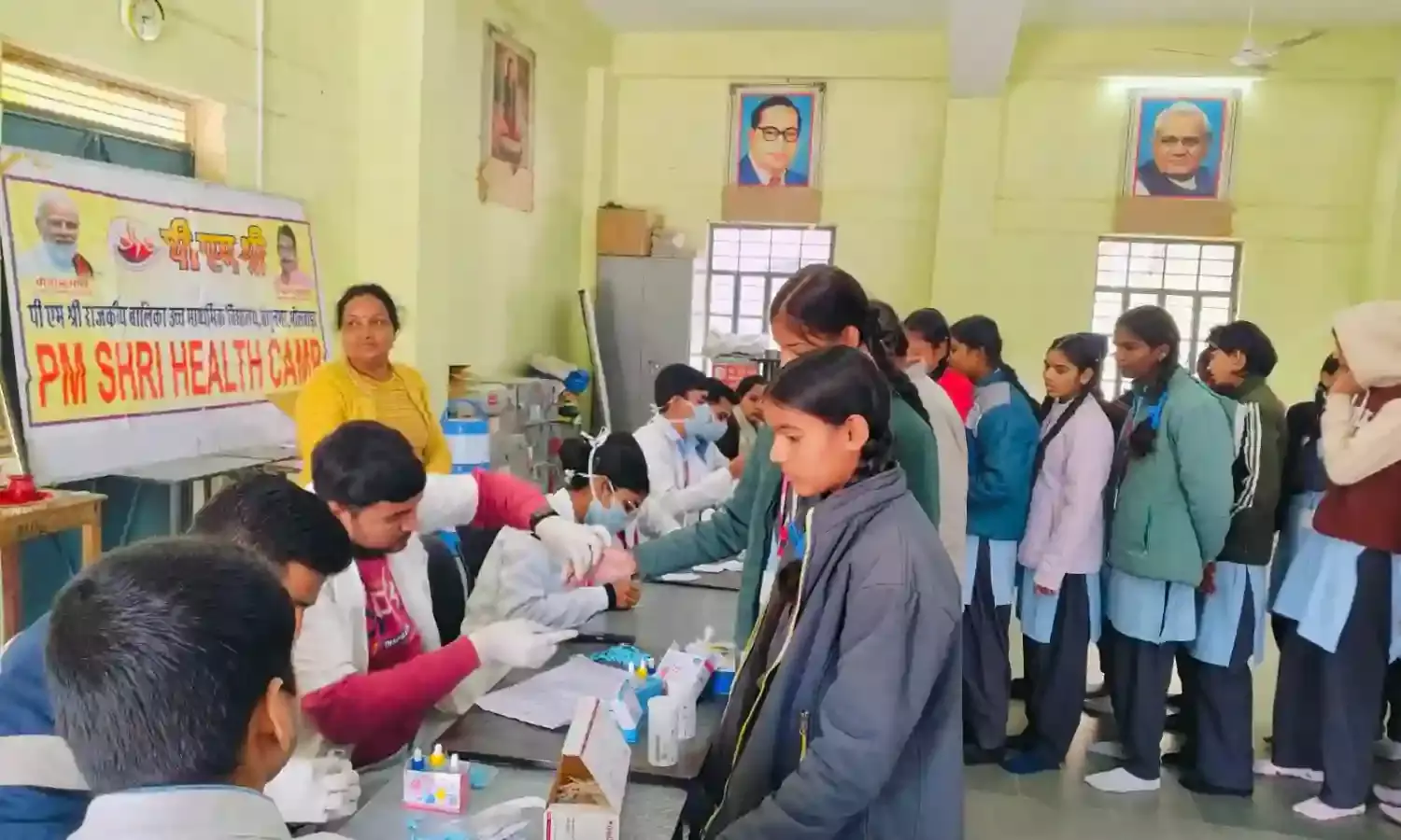 पीएम श्री बालिका विद्यालय में 257 छात्राओं की निःशुल्क स्वास्थ्य जांच