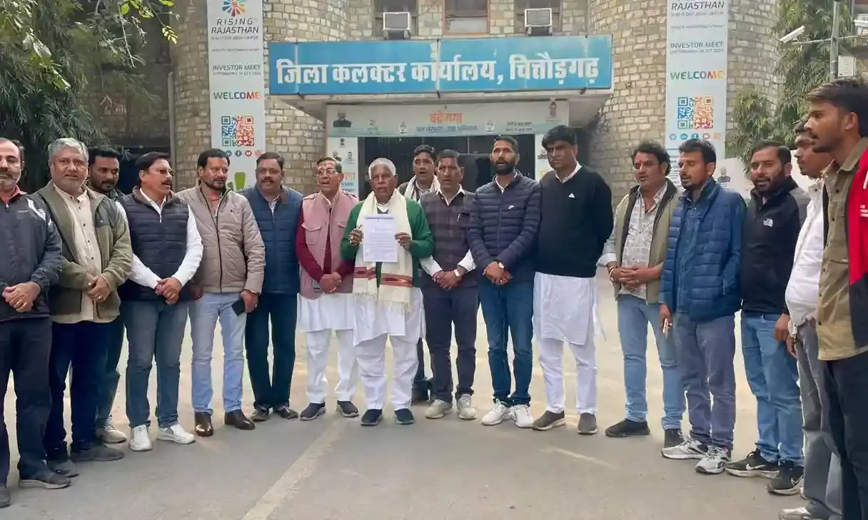 बांग्लादेश में हिंदुओं पर अत्याचार के विरोध में कांग्रेस ने राष्ट्रपति के नाम सौंपा ज्ञापन