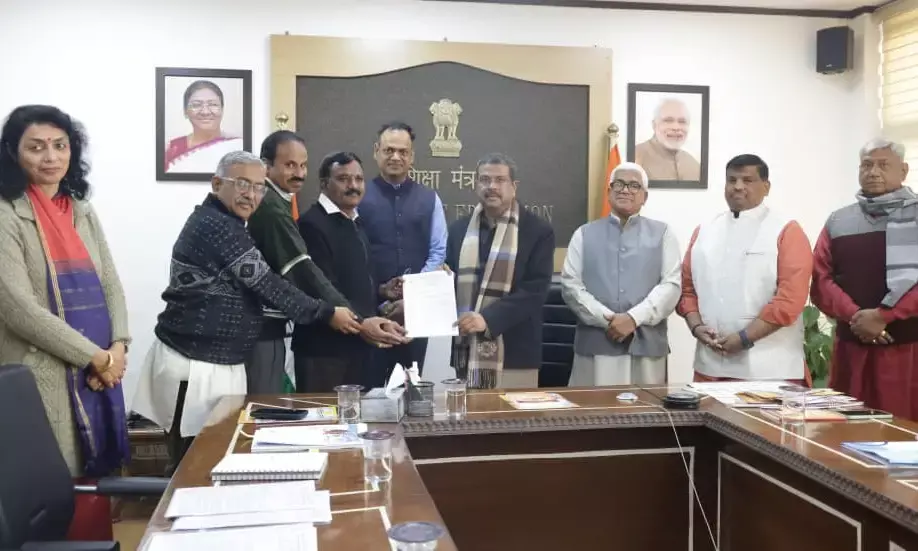 सुप्रीम कोर्ट के TET संबंधी निर्णय पर ABRSM प्रतिनिधिमंडल की केंद्रीय शिक्षा मंत्री से भेंट, समुचित कार्यवाही की मांग