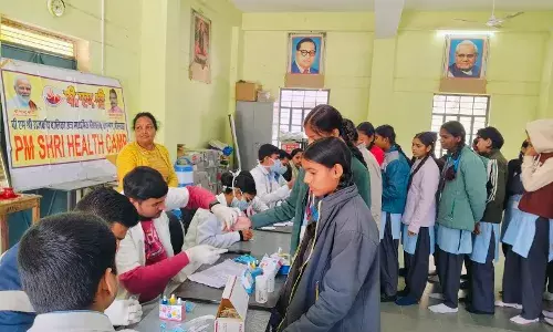 पीएम श्री बालिका विद्यालय में 257 छात्राओं की निःशुल्क स्वास्थ्य जांच