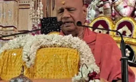 मनुष्य अपने दुख से दुखी नहीं, वह पड़ौसी के सुख से दुखी- गोविंददेव गिरी