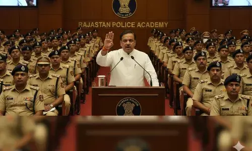 सीएम ने कहा कि गैंगस्टर राजस्थान आने की हिम्मत न करें, और आएं तो पुलिस उन्हें वापस न जाने दे। नशे के खिलाफ ढिलाई बर्दाश्त नहीं की जाएगी।