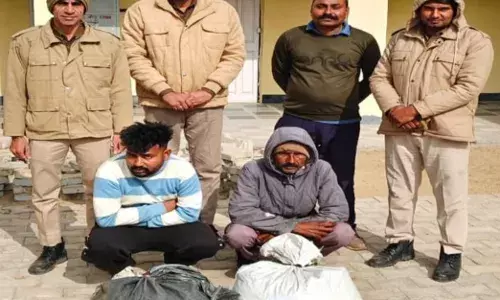 पुलिस की स्पेशल टीम ने 20 किलो पोस्त और 2 किलो अफीम के साथ तीन तस्करों को किया गिरफ्तार, दो गाड़ियां जब्त