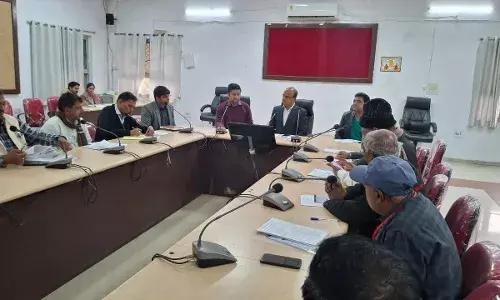 विशेष गहन पुनरीक्षण–2026 संभागीय आयुक्त ने राजनीतिक दलों के प्रतिनिधियों के साथ ली बैठक