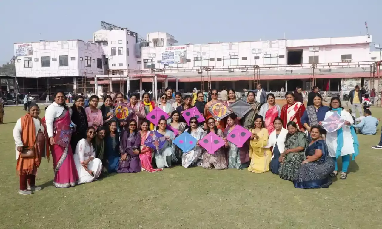 अग्रवाल समाज ने मकर संक्रांति महोत्सव हर्षोल्लास से मनाया अग्रवाल समाज ने मकर संक्रांति महोत्सव हर्षोल्लास से मनाया