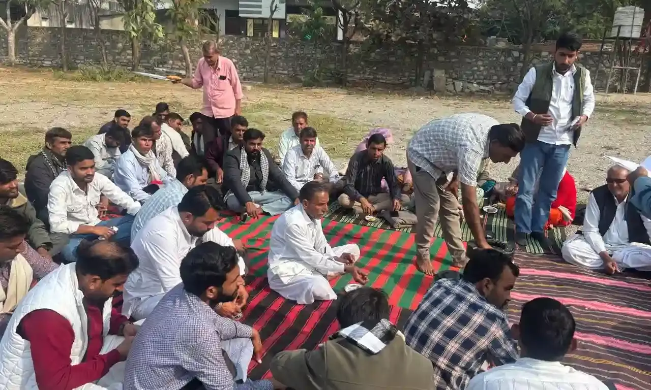 वीर तेजा छात्रावास सैंथी में जिला जाट समाज की बैठक आयोजित वीर तेजा छात्रावास सैंथी में जिला जाट समाज की बैठक आयोजित