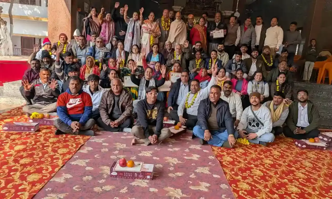 निःशुल्क स्वास्थ्य सेवा का संकल्प 46 वर्षों से जारी, दल रोगियों का उपचार कर बाराबंकी से रवाना