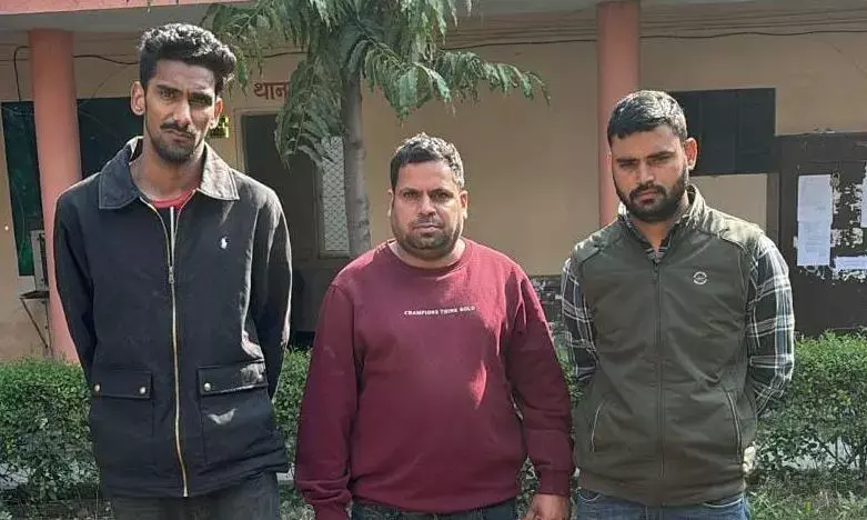 भीलवाड़ा पुलिस का साइबर ठगों पर बड़ा वार: टेलीग्राम इन्वेस्टमेंट स्कैम का भंडाफोड़, 3 आरोपी गिरफ्तार भीलवाड़ा पुलिस का साइबर ठगों पर बड़ा वार: टेलीग्राम इन्वेस्टमेंट स्कैम का भंडाफोड़, 3 आरोपी गिरफ्तार