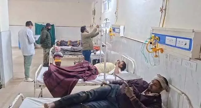 पुरानी रंजिश को लेकर दो पक्षों में खूनी संघर्ष, चार गंभीर घायल पुरानी रंजिश को लेकर दो पक्षों में खूनी संघर्ष, चार गंभीर घायल