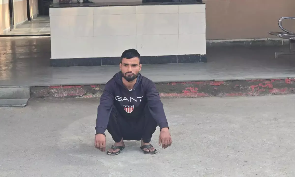 आजादनगर चाकूबाजी मामले में नामजद आरोपी गिरफ्तार