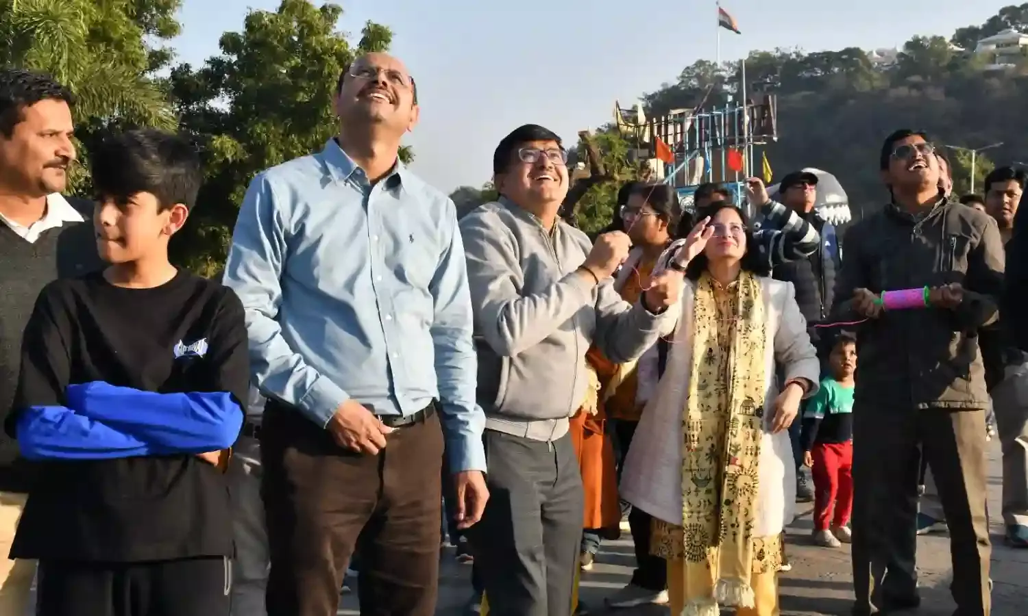 झीलों के किनारे और सुरम्य पहाड़ियों में गूंजा “काई ऽऽऽ पो ऽऽऽ छे ऽऽऽ“