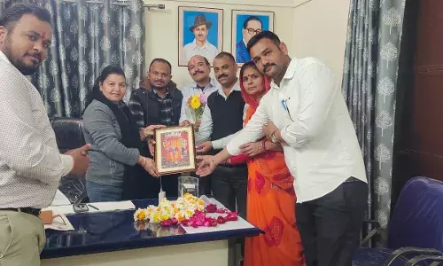 श्री पंचमुखी हनुमान मंदिर समिति ने इंस्पेक्टर कंसोटिया का किया स्वागत श्री पंचमुखी हनुमान मंदिर समिति ने इंस्पेक्टर कंसोटिया का किया स्वागत