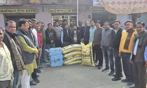 14 वर्षों से निरंतर गौमाताओं की सेवा, गौशालाओं को अर्पित किया पशुआहार व गुड़ 14 वर्षों से निरंतर गौमाताओं की सेवा, गौशालाओं को अर्पित किया पशुआहार व गुड़