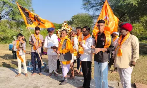 ढ़ेलाणा चारभुजानाथ की शोभायात्रा निकाली