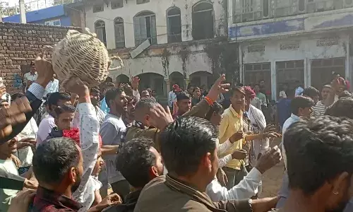 धनोप में आज भी कायम है अनूठी परम्परा : दड़ा महोत्सव देखने उमड़ी भीड़ धनोप में आज भी कायम है अनूठी परम्परा : दड़ा महोत्सव देखने उमड़ी भीड़