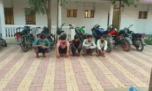 आसींद पुलिस ने बाइक चोर गैंग का किया खुलासा, 5 आरोपी गिरफ्तार