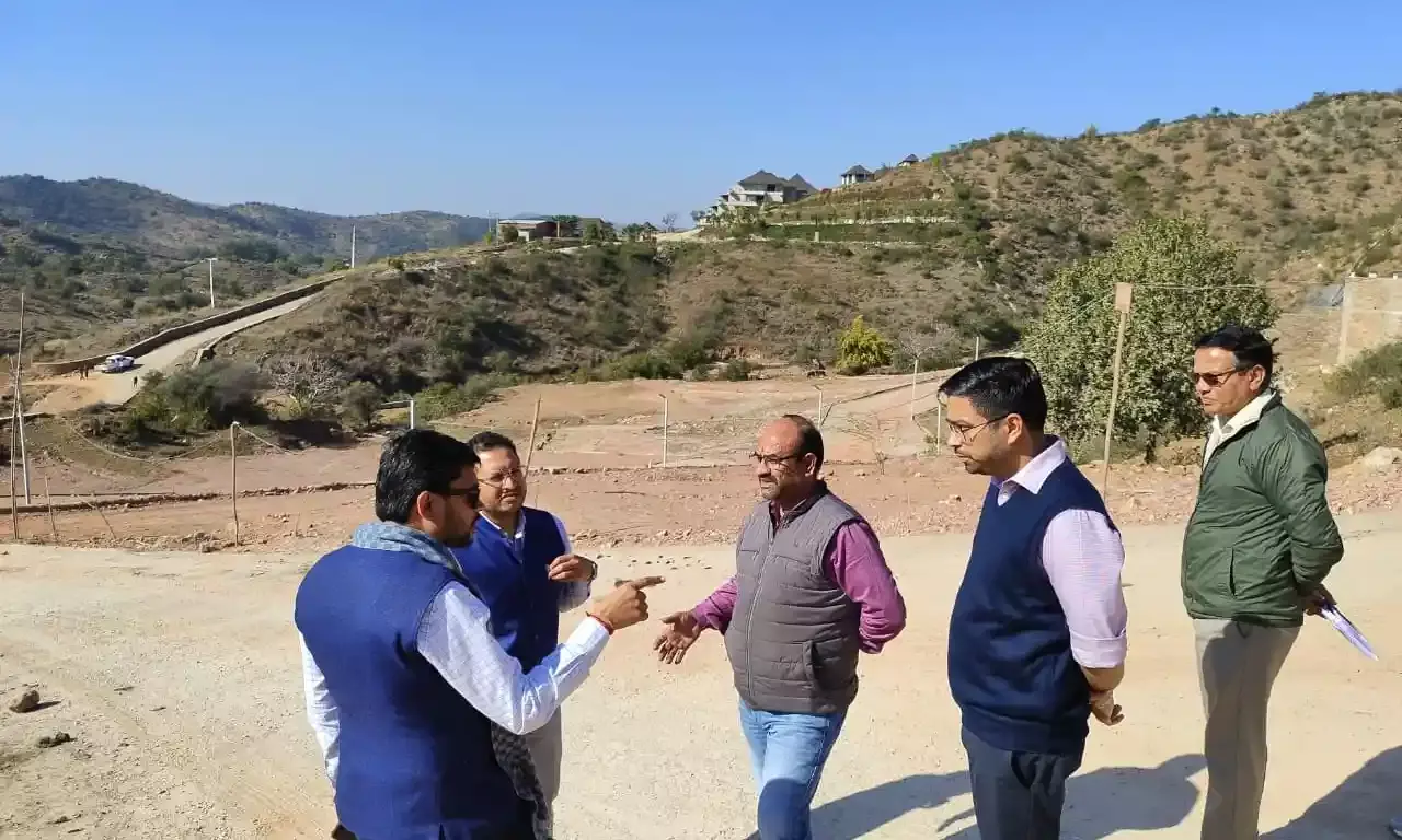 अरावली में अवैध अतिक्रमण, निर्माण किसी भी सूरत में बर्दाश्त नहीं - जिला कलेक्टर मेहता अरावली में अवैध अतिक्रमण, निर्माण किसी भी सूरत में बर्दाश्त नहीं - जिला कलेक्टर मेहता