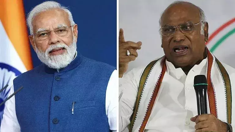 मणिकर्णिका घाट पुनर्विकास पर सियासत तेज, खरगे ने PM मोदी पर साधा निशाना