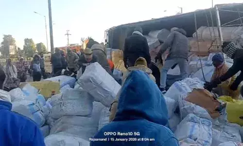 राजसमंद में हादसा: पार्सल लोडिंग ट्रक पलटा, राहगीर की मौत