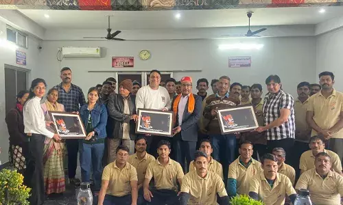 जिला क्षय रोग अधिकारी ने एड्स एवं टीबी के प्रति फैलाया जागरूकता संदेश