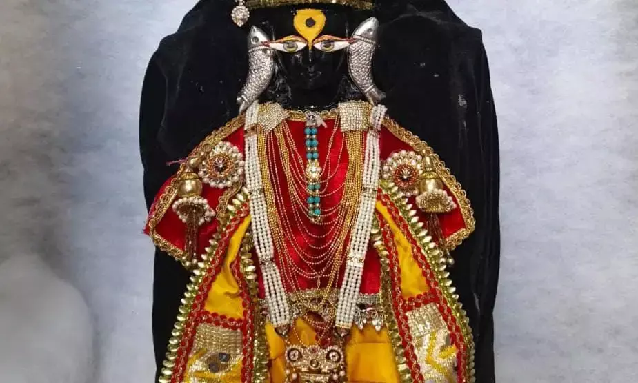 नौगांवा सांवरिया सेठ मंदिर में उमड़ा श्रद्धा का सैलाब, भगवान ने धरा विट्ठल भगवान का रूप