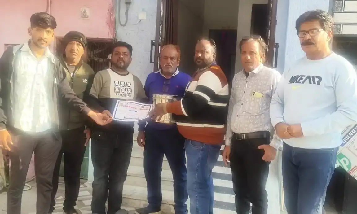 सिंधी समाज ने किया नेत्रदान