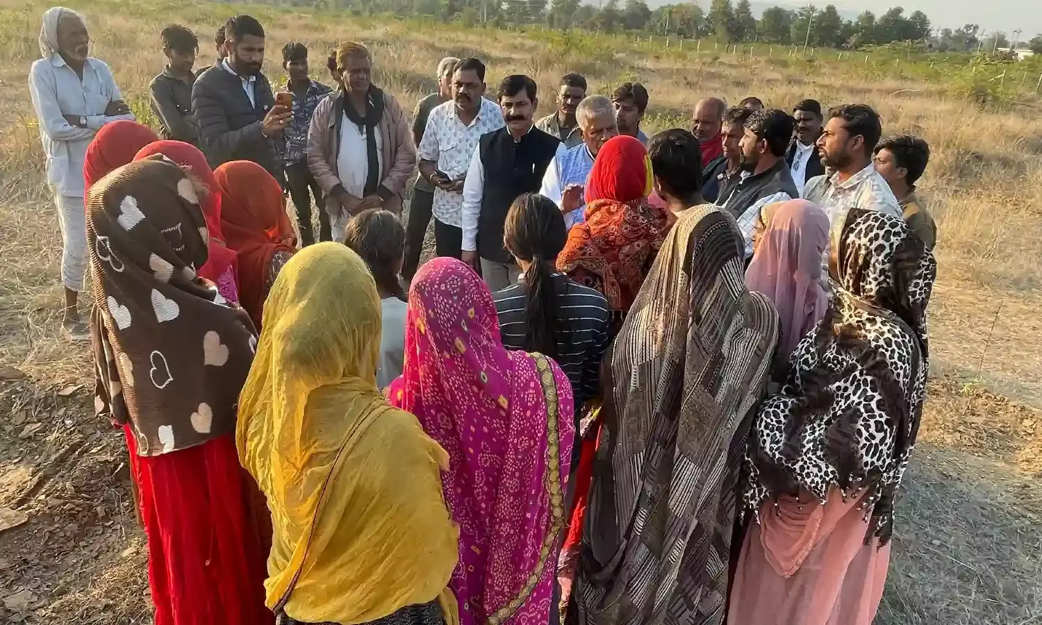चित्तौड़गढ़ विधानसभा क्षेत्र में पंचायत स्तर से शुरू हुआ कांग्रेस का मनरेगा बचाओ अभियान