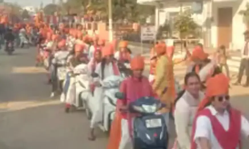 बिजौलिया में उमड़ा जनसैलाब: विशाल हिंदू सम्मेलन से पूर्व भव्य वाहन रैली से भगवामय हुआ नगर