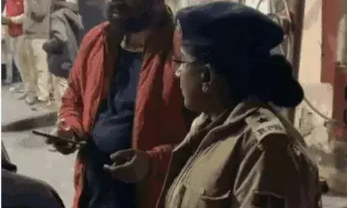 चित्तौड़गढ़: होटल आराधना के बाहर खूनी संघर्ष, चली गोलियां चित्तौड़गढ़: होटल आराधना के बाहर खूनी संघर्ष, चली गोलियां