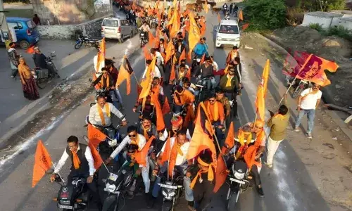 विराट हिन्दू सम्मेलन को लेकर निकाली वाहन रैली