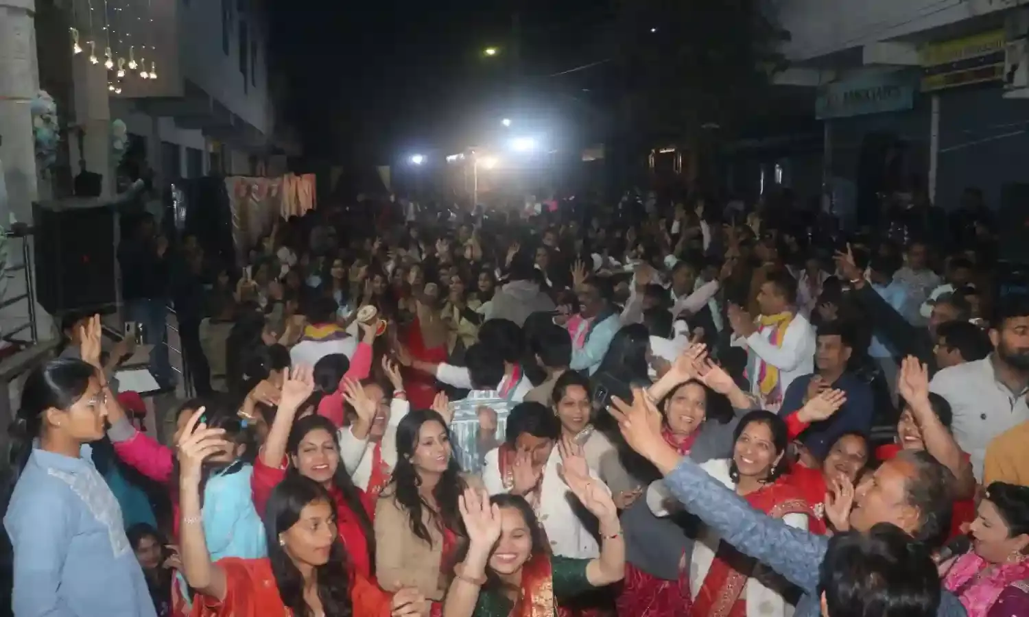 नाकोड़ा पार्श्व भैरव भक्ति में डूबा भीलवाड़ा, भजनों की रसधारा में उमड़े हजारों श्रद्धालु