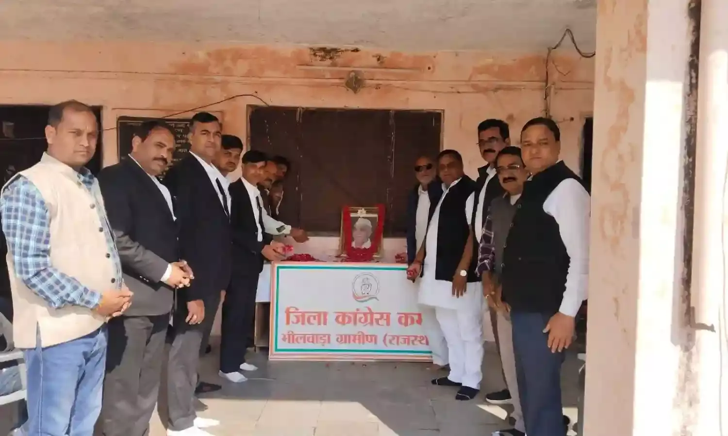 कांग्रेस ने स्व. गिरधारी लाल व्यास की पुण्यतिथि मनाई