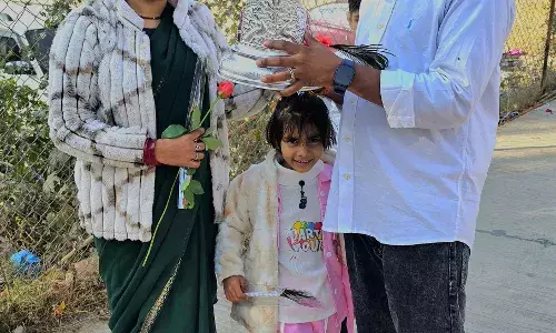 भक्त प्रभु लाल की मनोकामना पूर्ण होने पर खाटु श्याम के चढ़ाया चांदी का मुकुट