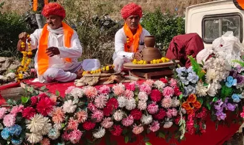 श्रीयादे मां के जन्मोत्सव पर प्रजापति समाज ने निकाली शोभायात्रा श्रीयादे मां के जन्मोत्सव पर प्रजापति समाज ने निकाली शोभायात्रा