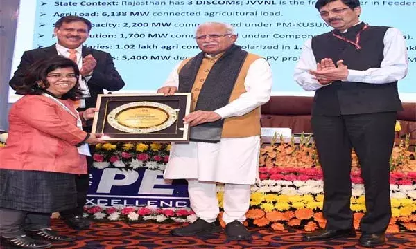 पीएम-कुसुम योजना में श्रेष्ठ उपलब्धि के लिए राजस्थान डिस्कॉम्स को गोल्ड अवॉर्ड
