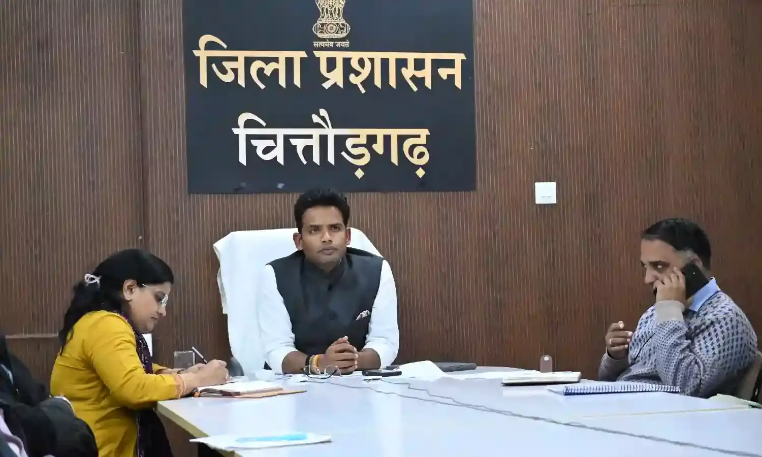 मुख्य सचिव ने ली वंदे मातरम कार्यक्रम के लिए वीडियो कॉन्फ्रेंस बैठक